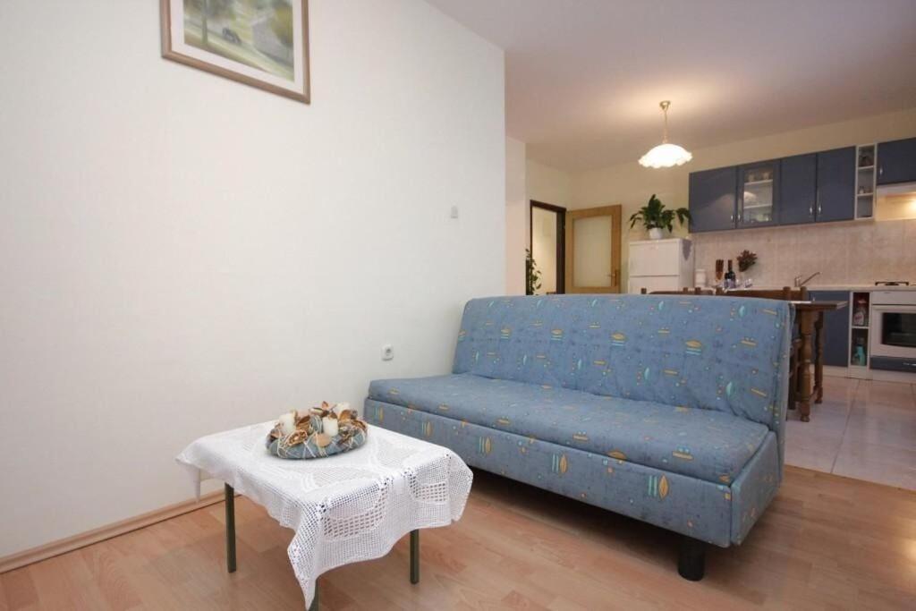 Apartments Zoki - Great Location Close To The Sea Vis Exterior photo